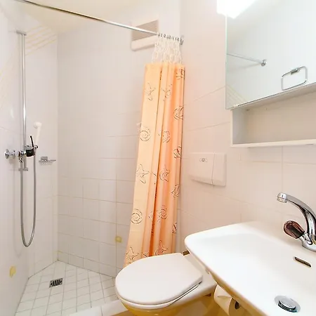 Apartment Apartment Mont-Tana